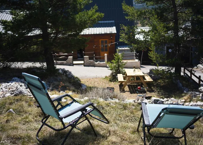 Bel Appartement Type Chalet Avec Balneo Et Jardin